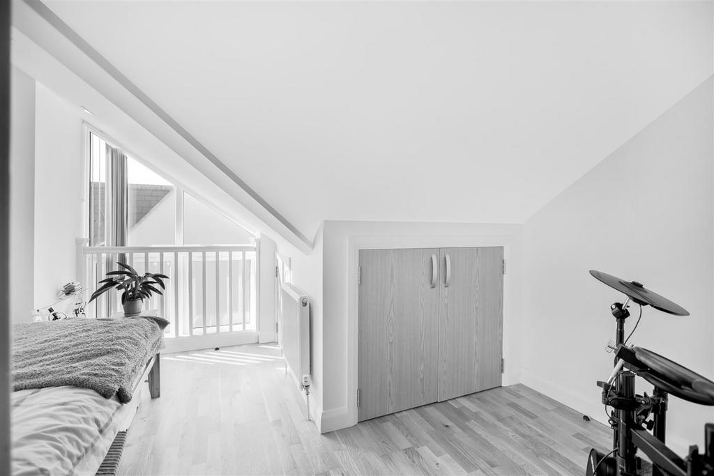 Bedroom 2.jpg