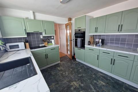3 bedroom detached bungalow for sale, Roseland Peninsula