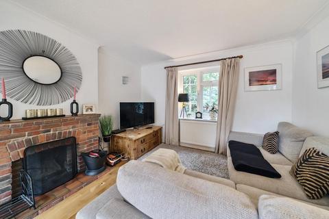 4 bedroom detached house for sale, Lightwater,  Surrey,  GU18
