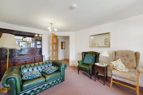 1 bedroom apartment for sale, White Hart Lane, Romford