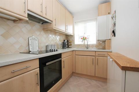 113 Harrow Road, Carshalton, SM5 3QF