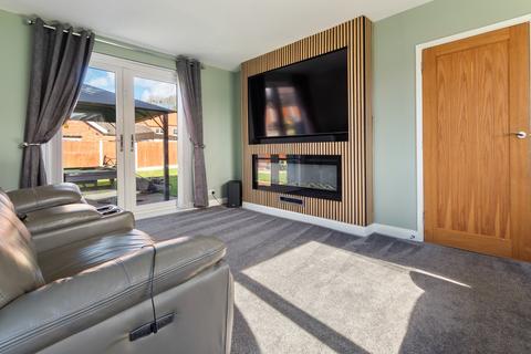 4 bedroom detached house for sale, Gringley Road, Misterton, Nottinghamshire, DN10