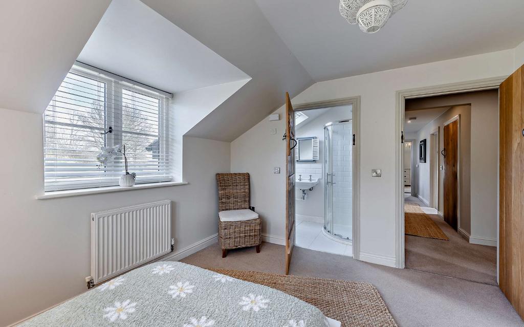 Bedroom En Suite