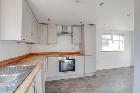 4 bedroom detached bungalow to rent, Ely Road, Littleport, CB6