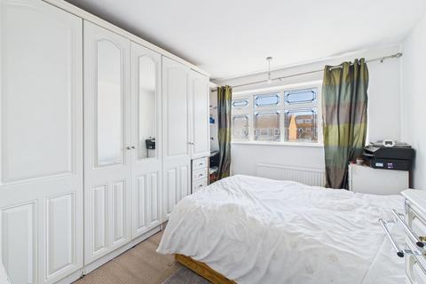 3 Regan Close, Stanford-le-hope, SS17 8BU