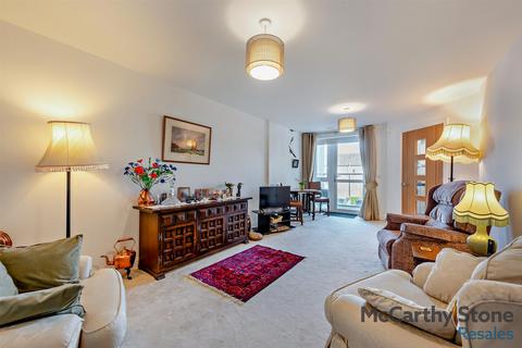2 bedroom apartment for sale, Neptune House, Heene Road, Worthing