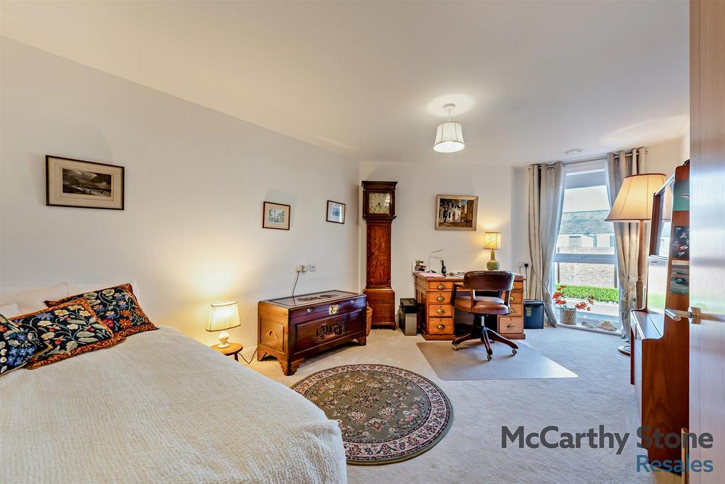 8641255-interior08-800.jpg
