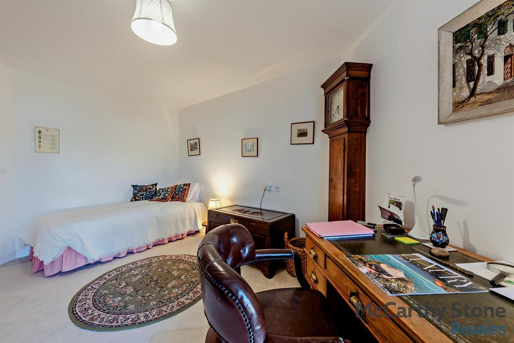 8641255-interior11-800.jpg