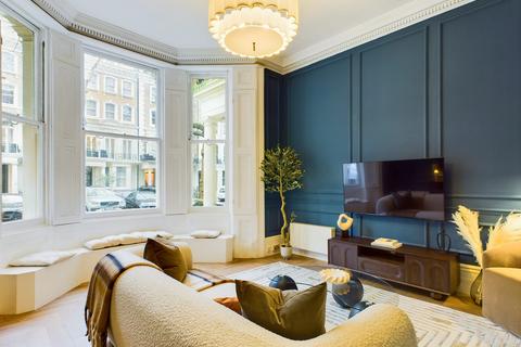 undefined, Beaufort Gardens, London SW3