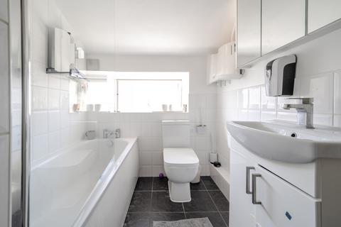 2 bedroom terraced house for sale, Victoria Street, Bedfordshire LU6