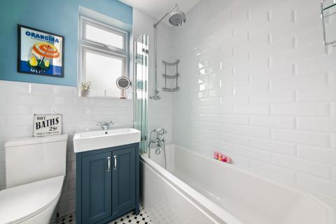 50 Deans Road, London, W7 3QB