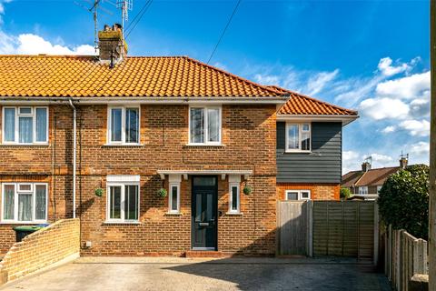 24 Thackeray Road, Worthing, BN14 8DX