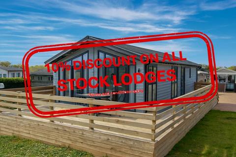 2 bedroom lodge for sale, OMAR CLASSIC at Tallington Lakes, Tallington Lakes Leisure Park Ltd, Barholm Road PE9