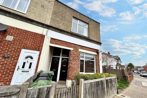 1 bed flat/apartment for rent in Moneyfield Avenue, Portsmouth, PO3
