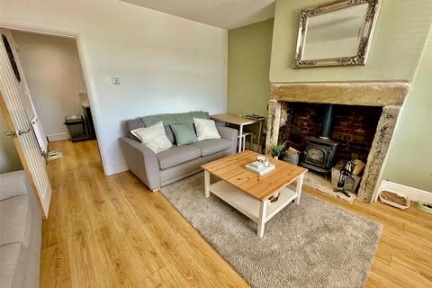 2 bedroom terraced house for sale, Close Head, Thornton, Bradford, West Yorkshire, BD13