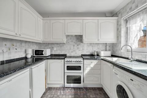 21 Chartwell Close, London, SE9 3UQ