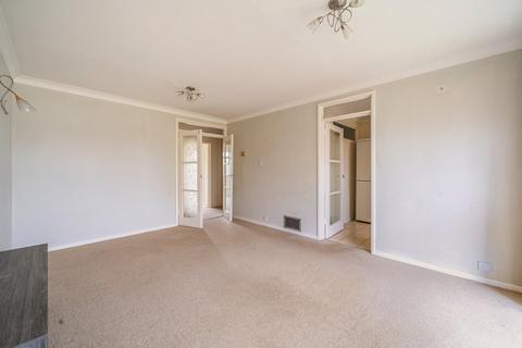 undefined, Victoria Road, Weybridge, Surrey, KT13