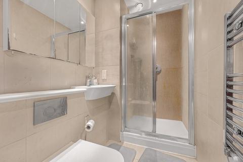2 bedroom flat for sale, Glass Blowers House, 15 Valencia Close, London