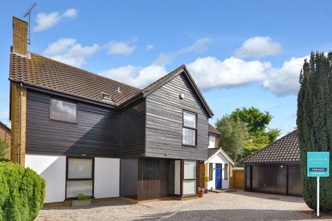 Appledore, Shoeburyness/Thorpe Bay Border, Essex, SS3