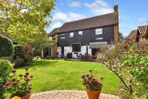 5 bedroom detached house for sale, Appledore, Shoeburyness/Thorpe Bay Border, Essex, SS3
