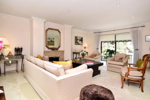 5 bedroom detached house for sale, Appledore, Shoeburyness/Thorpe Bay Border, Essex, SS3