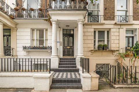 3 bedroom flat for sale, Monmouth Road, Notting Hill, London
