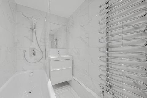 3 bedroom flat for sale, Monmouth Road, Notting Hill, London