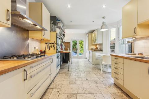 3 bedroom terraced house to rent, Legard Road, London