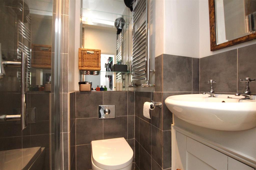 En-Suite Two.JPG