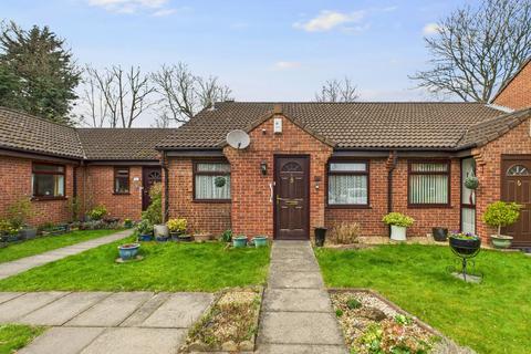 2 bedroom terraced bungalow for sale, Brookdale Court, Nottingham NG5