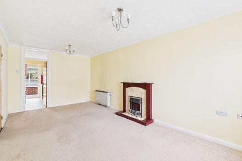 2 bedroom terraced bungalow for sale, Brookdale Court, Nottingham NG5