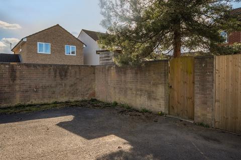 22 Parnall Crescent, Yate, Bristol, BS37 5XT