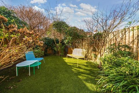 Flat A, 15 Gladys Road, London, NW6 2PU