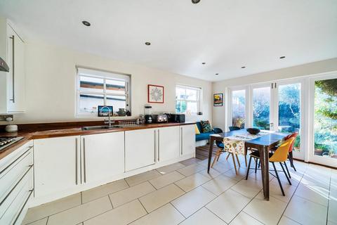Flat A, 15 Gladys Road, London, NW6 2PU