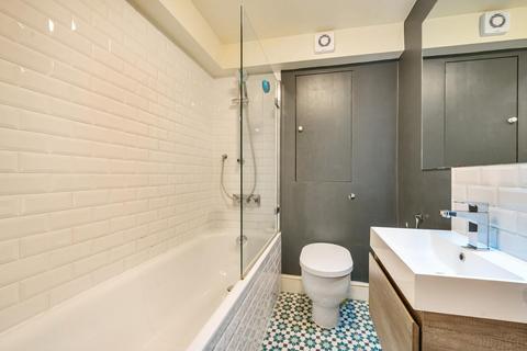 Flat A, 15 Gladys Road, London, NW6 2PU