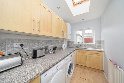 45 Meadway, Twickenham, TW2 6PG