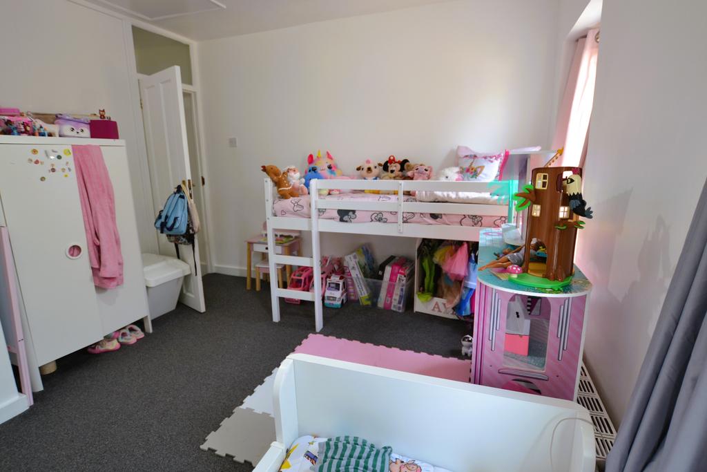 Rear bedroom
