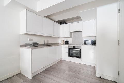 1 bedroom flat for sale, Victoria Street, Basingstoke, RG21 3FJ