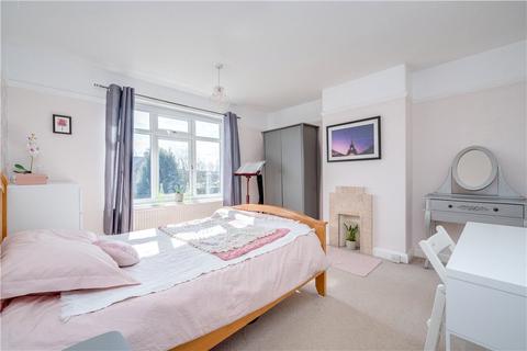 53 Clotherholme Road, Ripon, HG4 2DE