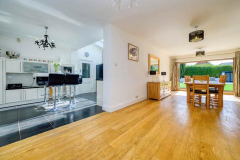 13 Brooklyn Drive, Emmer Green, Reading, RG4 8SR