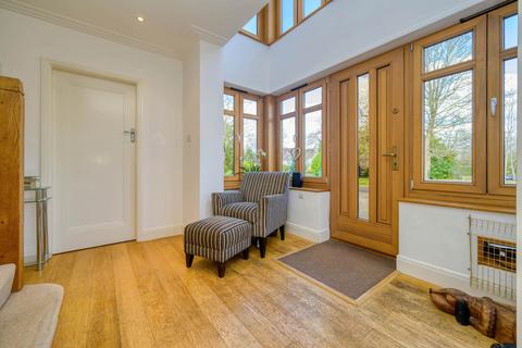 13 Brooklyn Drive, Emmer Green, Reading, RG4 8SR