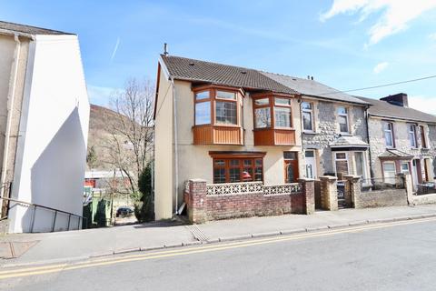 3 bedroom end of terrace house for sale, Gwern Berthi Road, Cwmtillery, NP13