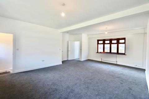 3 bedroom end of terrace house for sale, Gwern Berthi Road, Cwmtillery, NP13