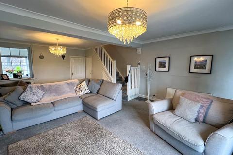 4 bedroom detached house for sale, Heol Ty'n Y Garn, Pen-Y-Fai, Bridgend County Borough, CF31 4NZ