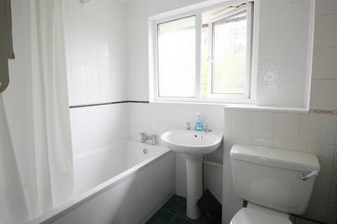 2 Bembridge, Netley Abbey, Southampton, SO31 5PN