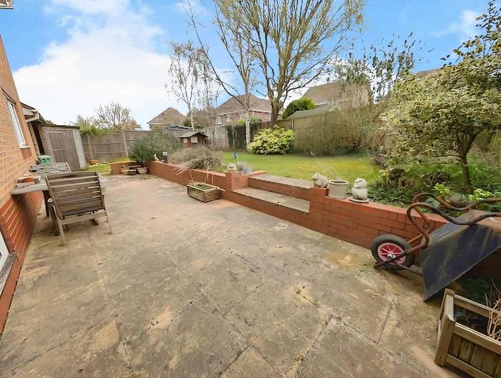 E1df7d84-garden 20main.jpg
