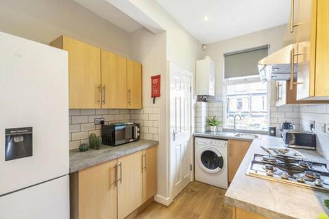 5 bedroom terraced house for sale, Stanmore View, Burley, Leeds, LS4
