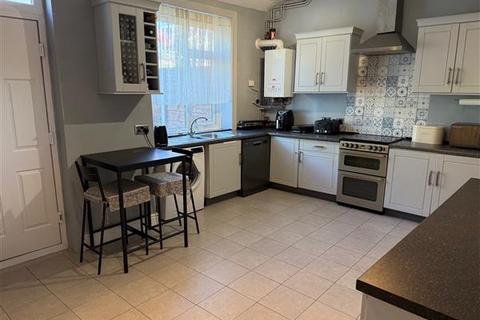 26 Thompson Lane, Chadderton, Oldham, OL9 8LT