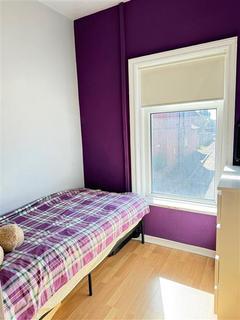 26 Thompson Lane, Chadderton, Oldham, OL9 8LT