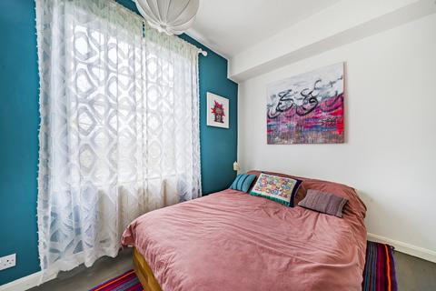 1 bedroom apartment for sale, Foxley Road, London